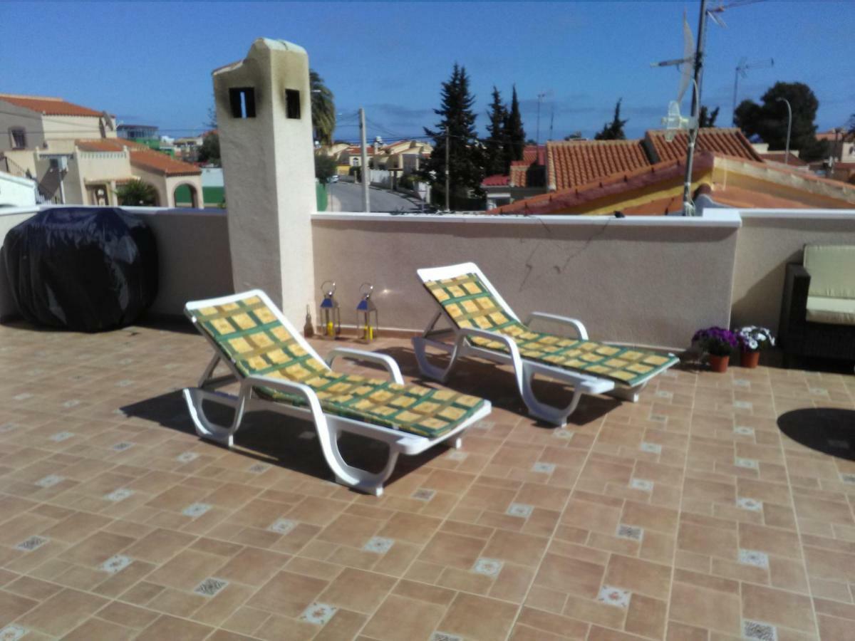 La Marina Bed & Breakfast Bagian luar foto