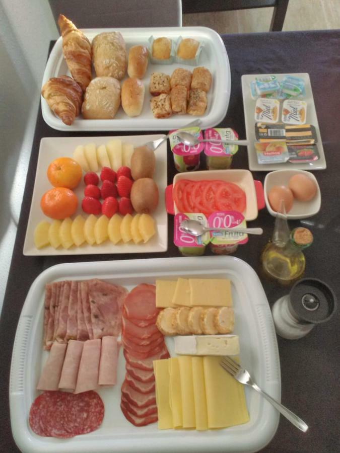 La Marina Bed & Breakfast Bagian luar foto